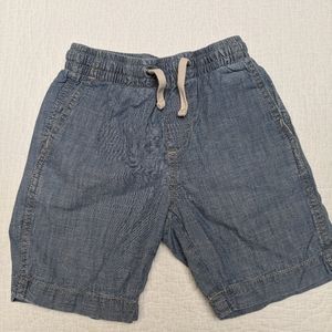 GapKids denim shorts, size 4/5